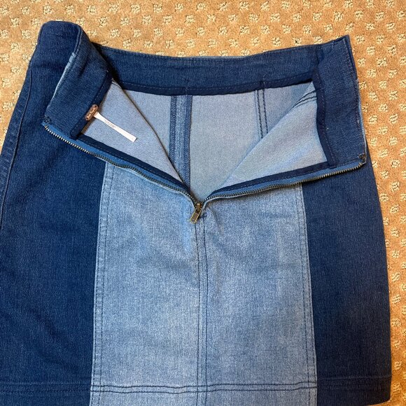 Free People Patchwork Denim SZ 4 Mini Skirt Stretchy y2k Hannah Montana 90s - Picture 8 of 10